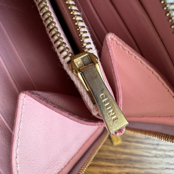 🩷LAST CHANCE🩷 Celine Gray & Pink Zippy Wallet - Picture 12 of 12